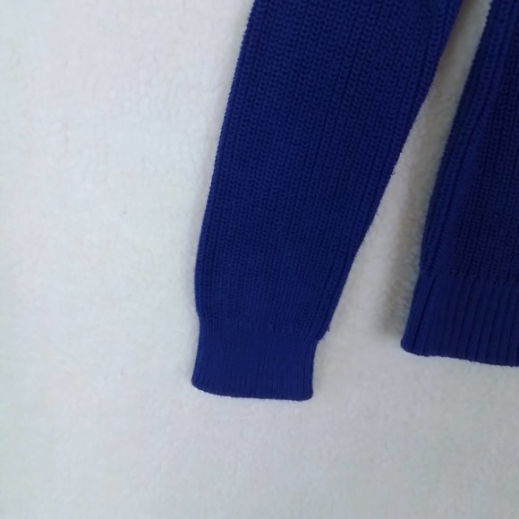 Children's Place Crew Neck Knit Sweater Size Large in Blue w/ Stripes - Picture 5 of 10